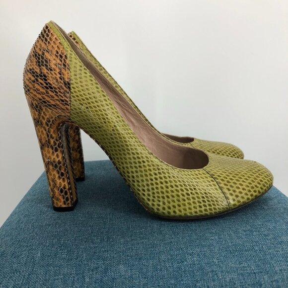 Chloe Yellow Orange/Brown Two-tone Snake Skin Elaphe Pumps size 11 - Picture 15 of 15